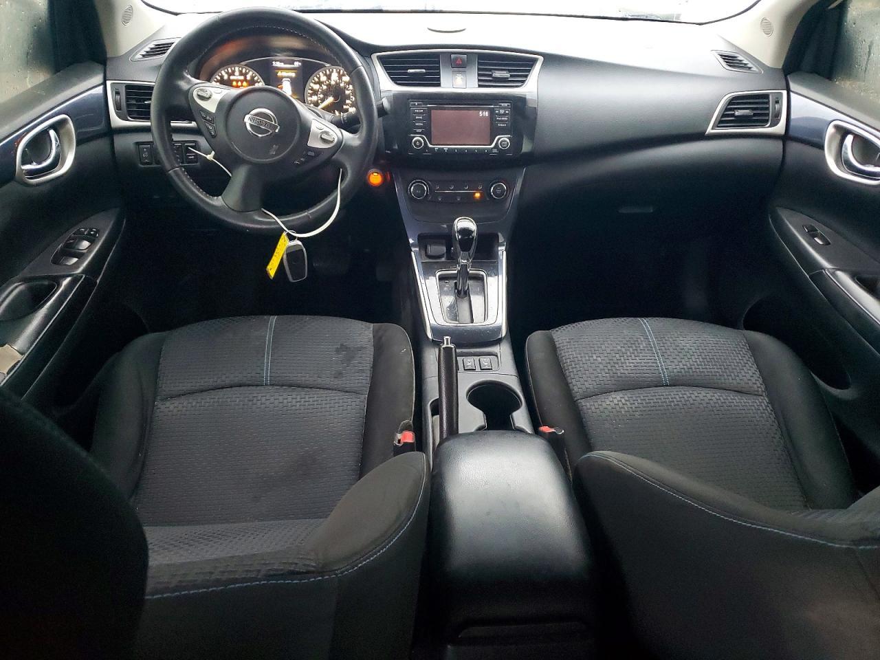 2017 Nissan Sentra Sr - zdjęcie 8