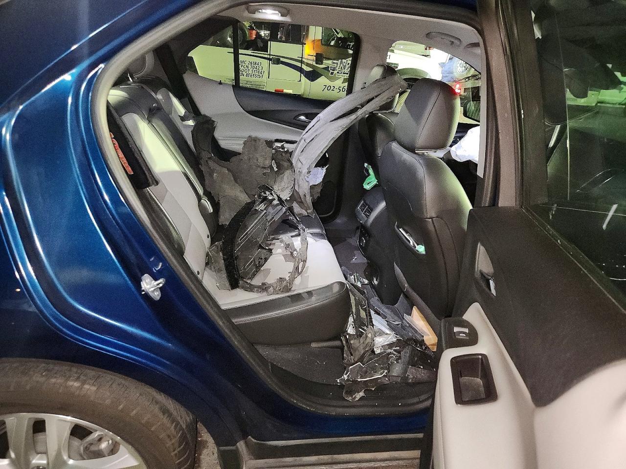 2020 Chevrolet Equinox Premier - zdjęcie 11