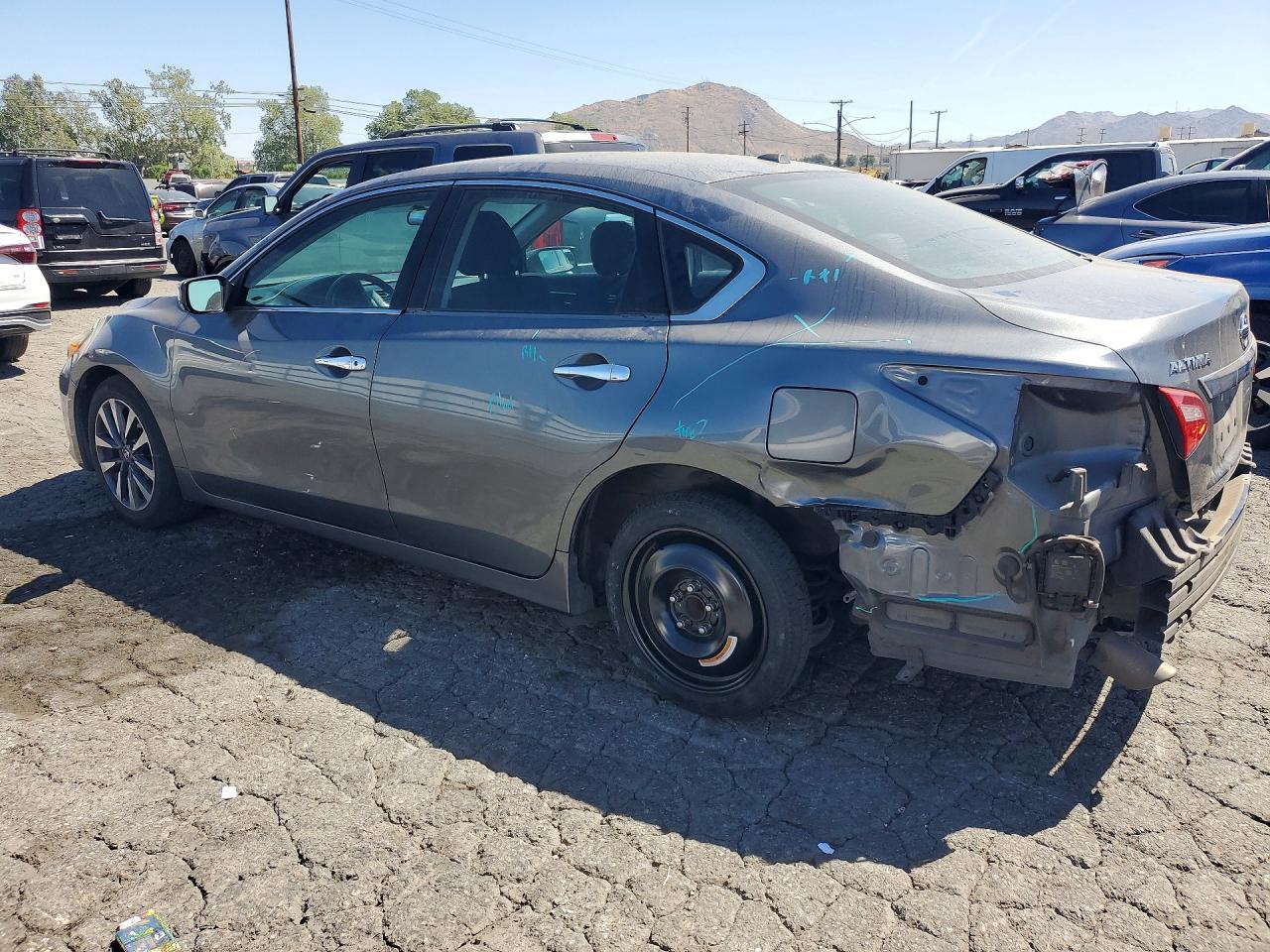 2017 Nissan Altima 2.5 Sv - zdjęcie 2