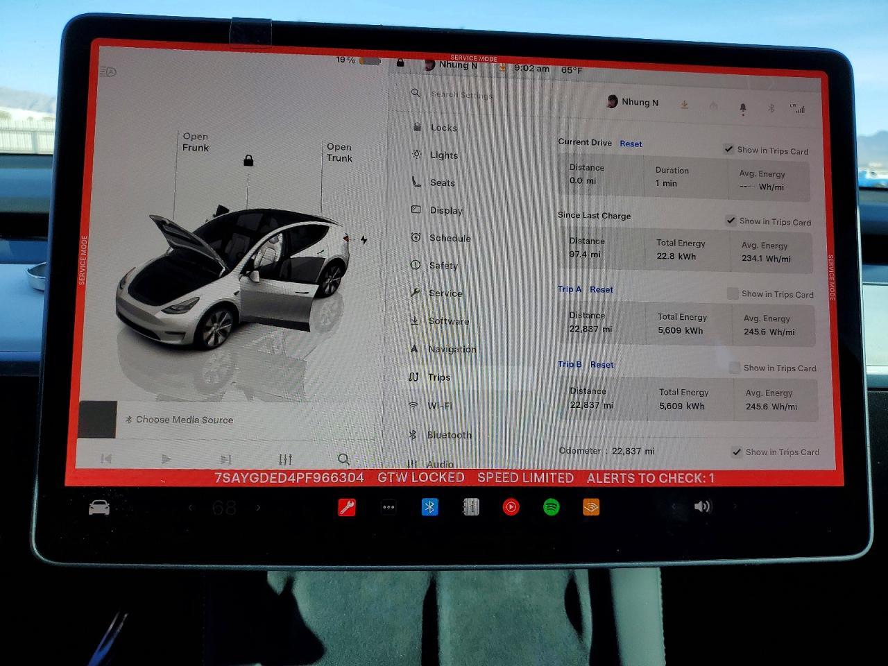 2023 Tesla Model Y - zdjęcie 9