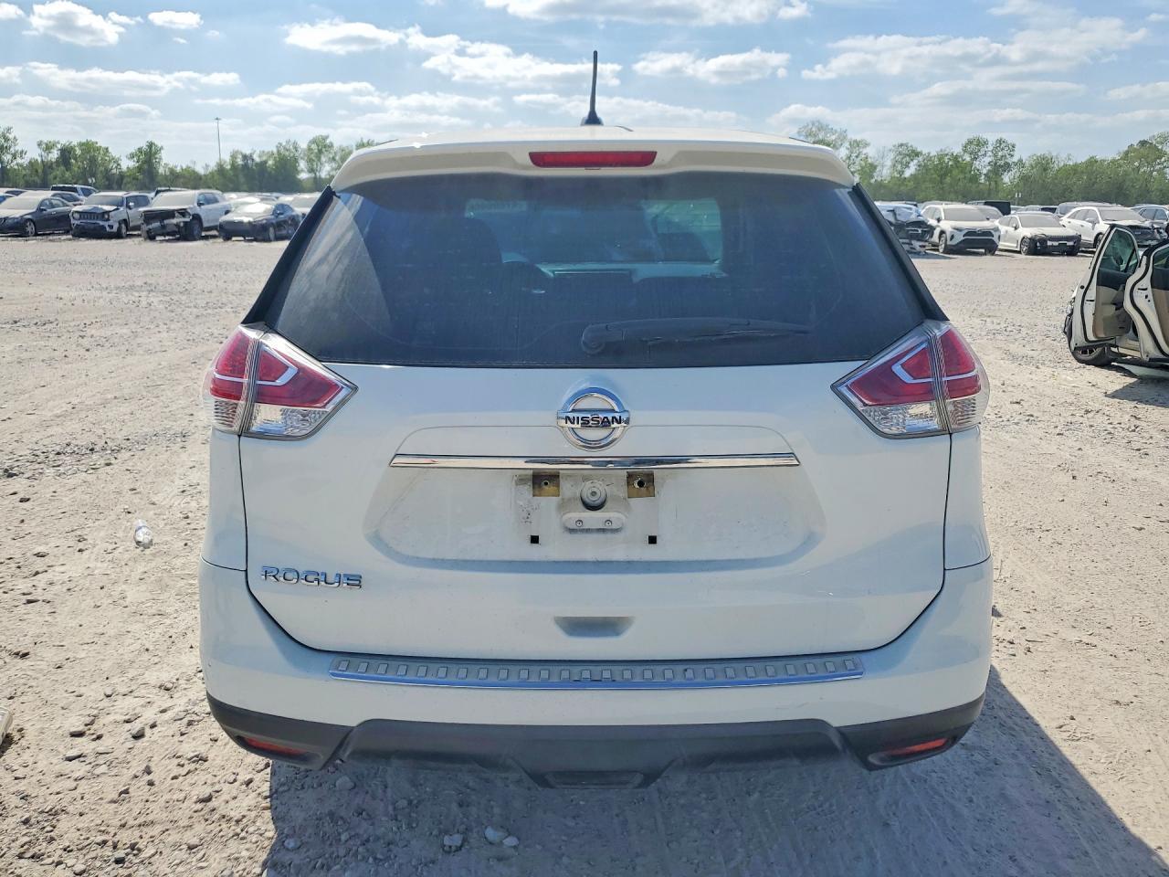 2016 Nissan Rogue S - zdjęcie 6