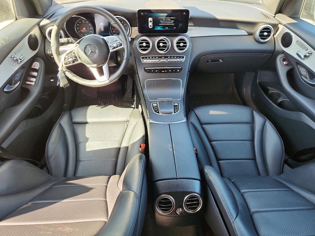 2021 Mercedes-Benz Glc 300 - zdjęcie 8