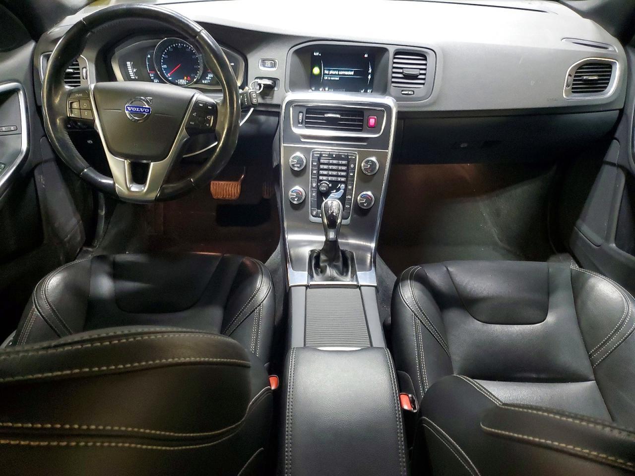 2015 Volvo V60 Premier - zdjęcie 8