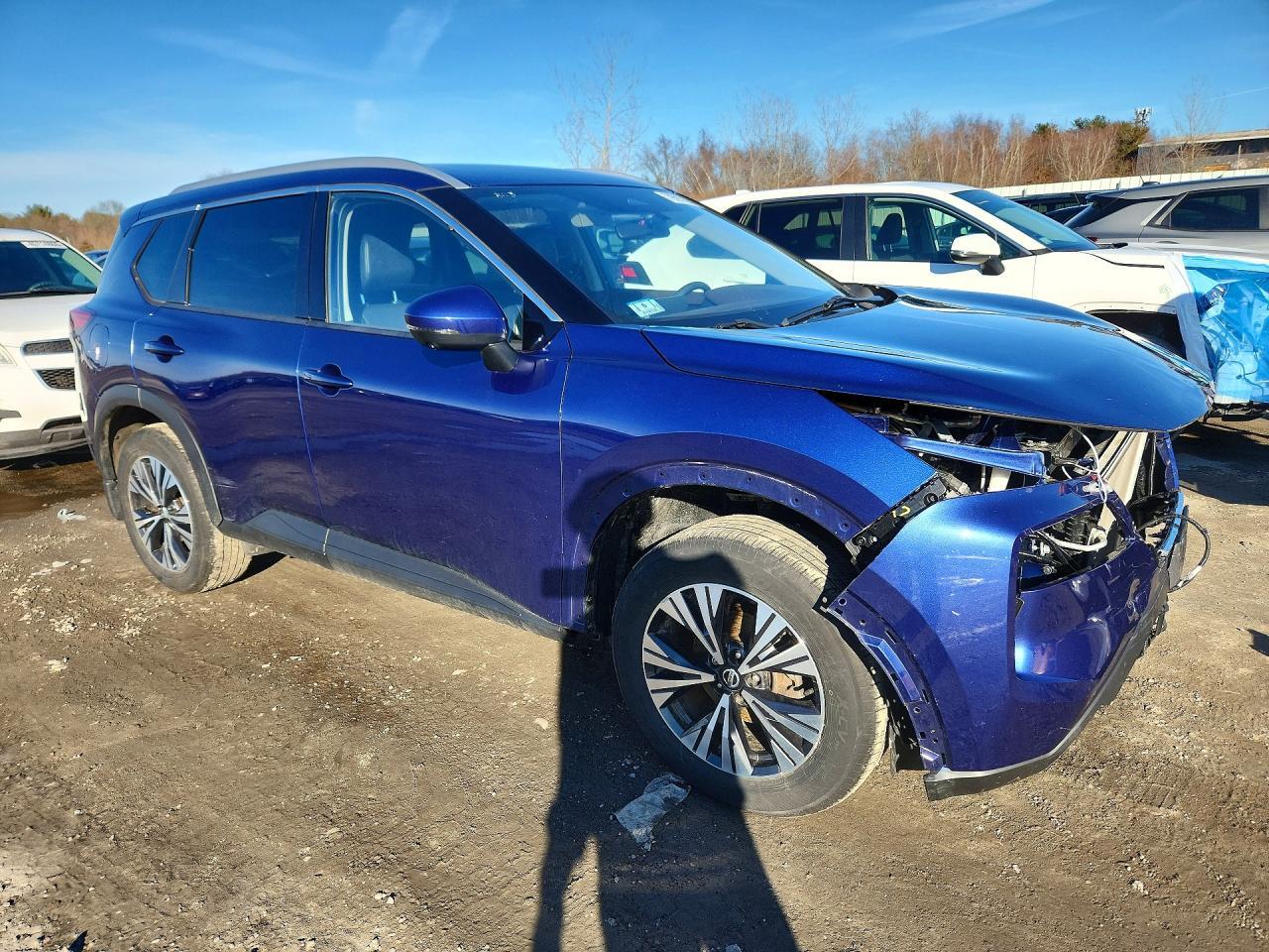 2021 Nissan Rogue Sv - zdjęcie 4