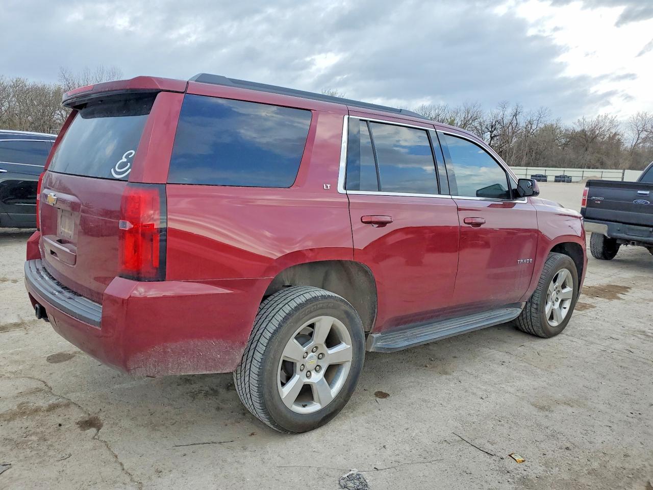 2016 Chevrolet Tahoe C1500 Lt - zdjęcie 3