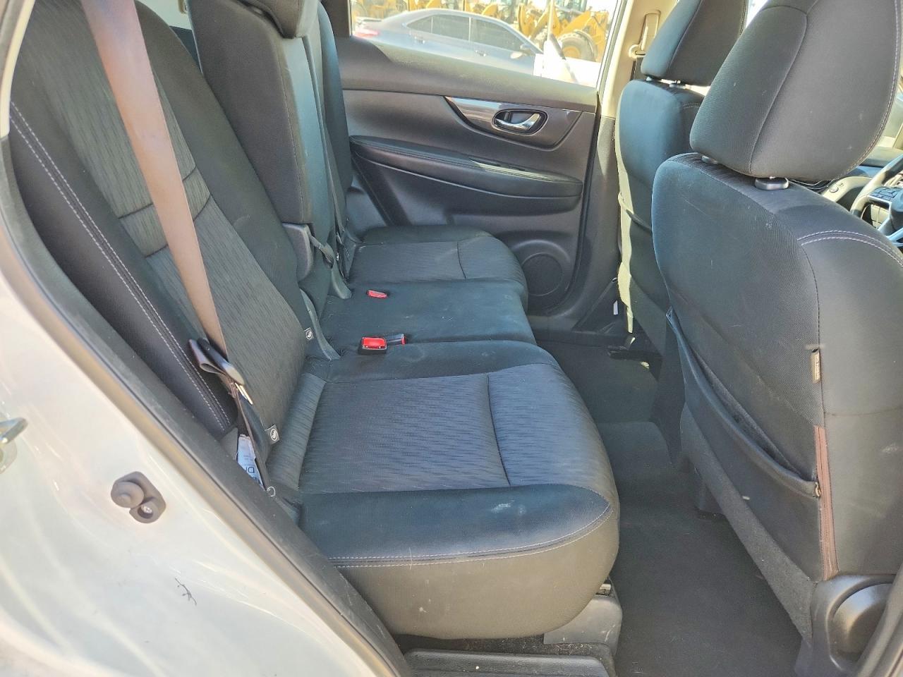 2018 Nissan Rogue S - zdjęcie 10