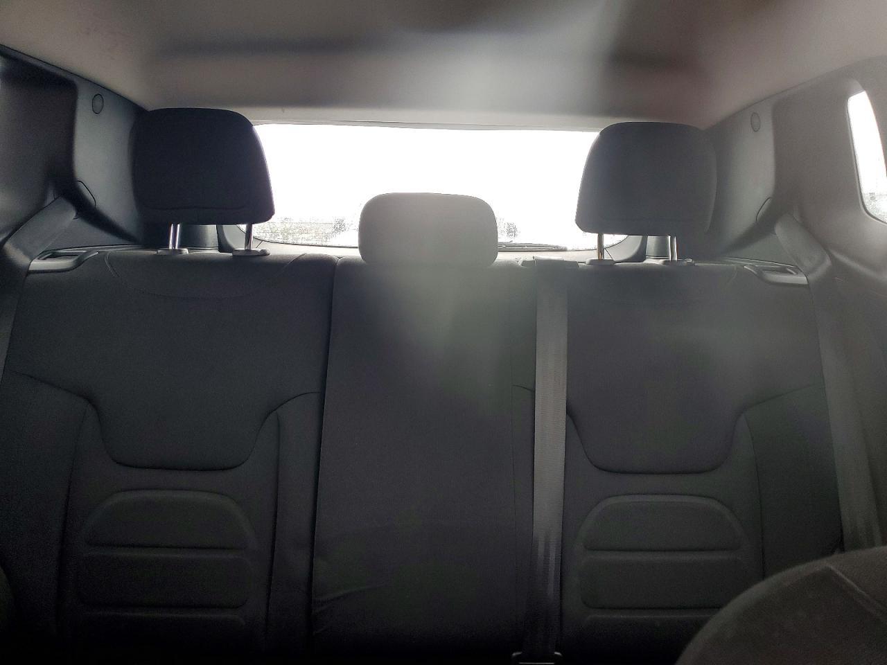 2019 Jeep Renegade Latitude - zdjęcie 10