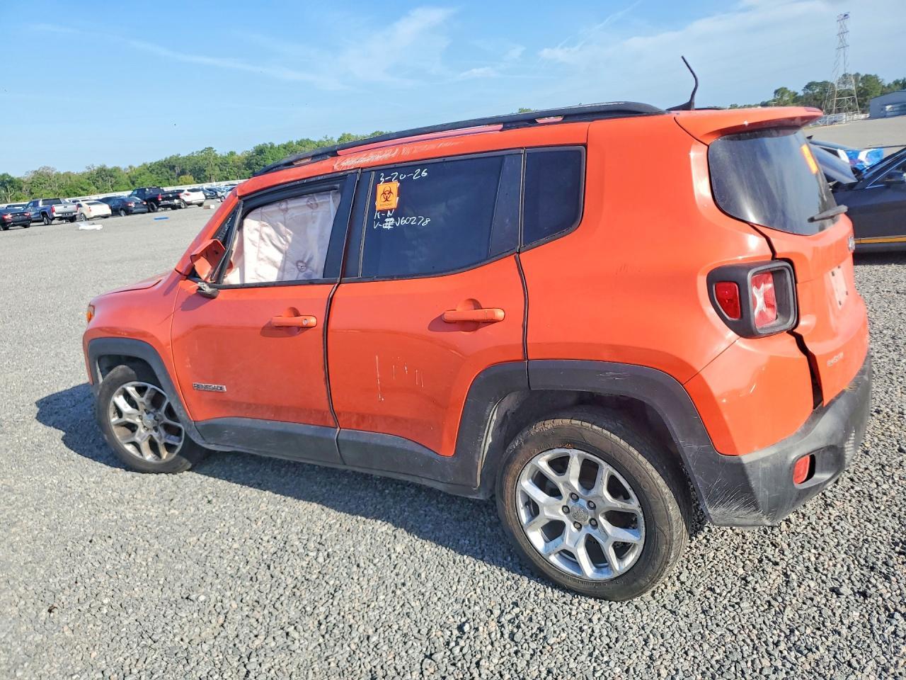 2018 Jeep Renegade Latitude - zdjęcie 2