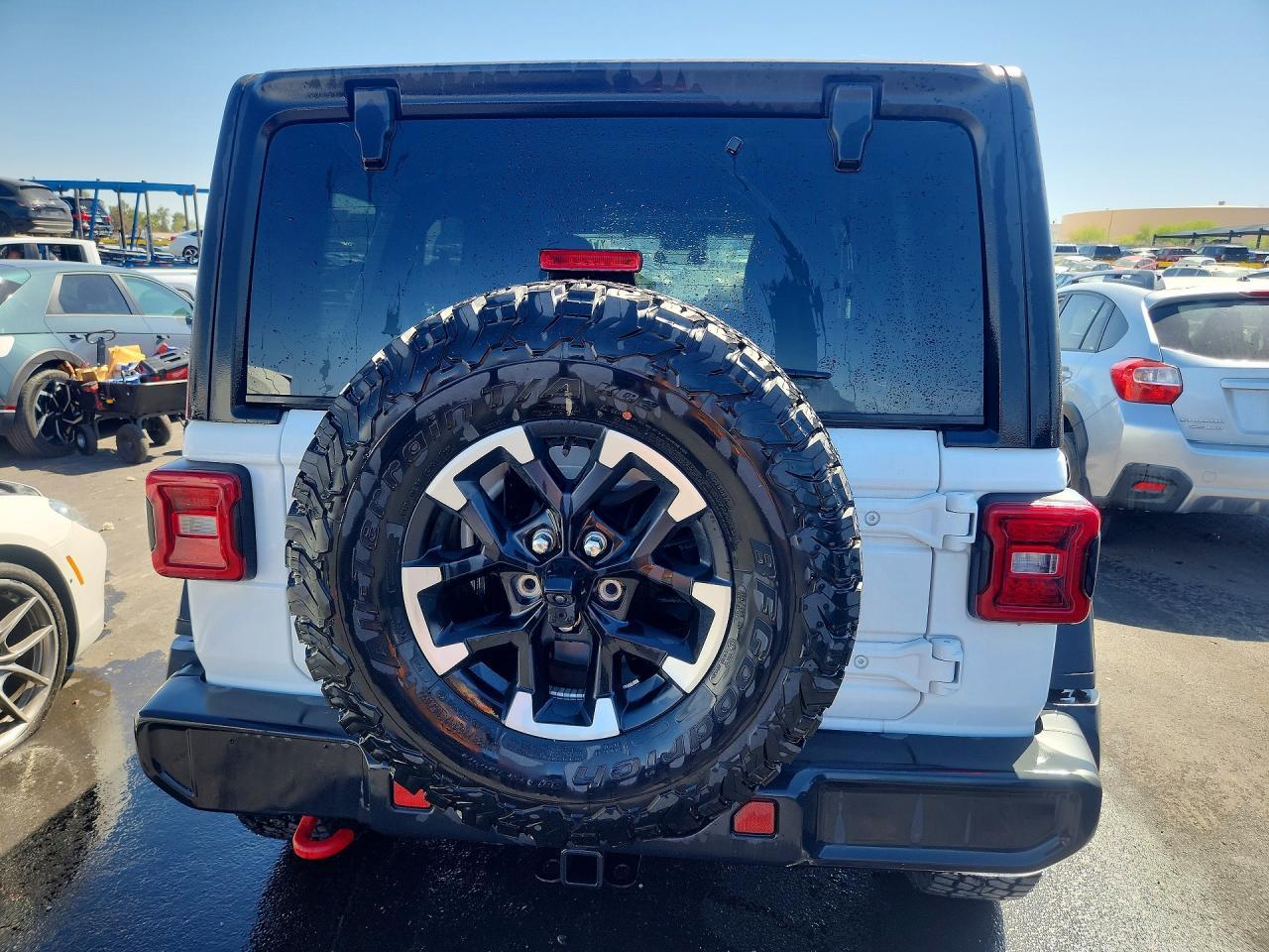 2025 Jeep Wrangler Rubicon - zdjęcie 6