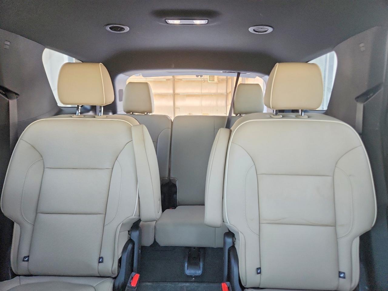 2023 Chevrolet Traverse Premier - zdjęcie 10