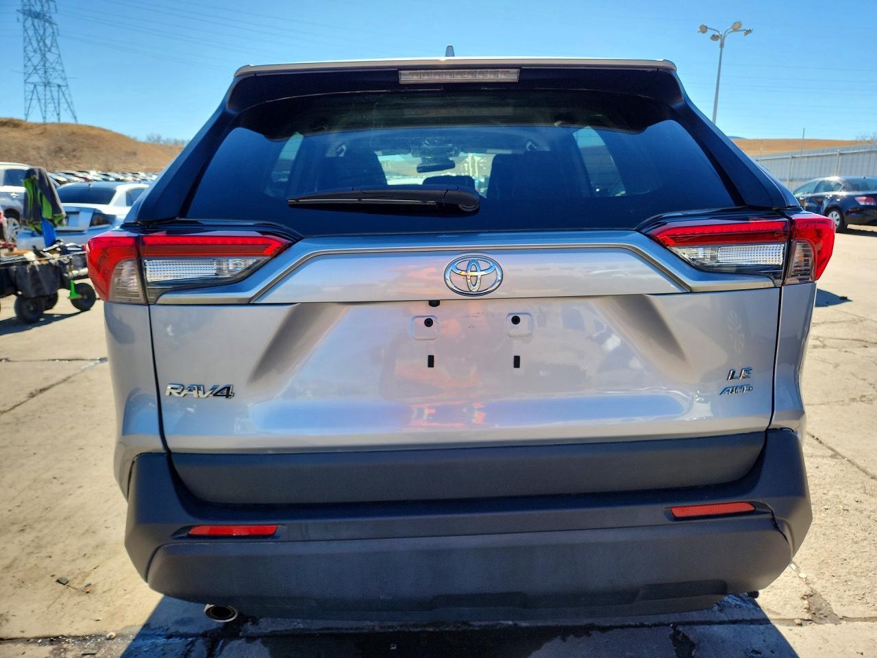 2024 Toyota Rav4 Le - zdjęcie 6