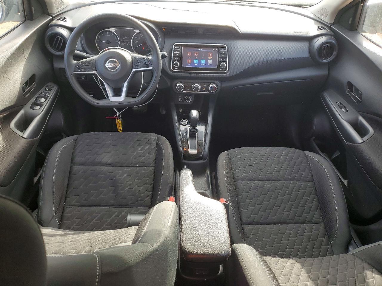 2021 Nissan Kicks S - zdjęcie 8