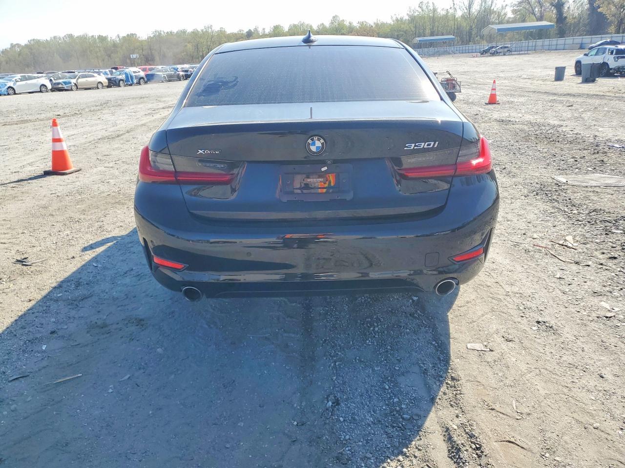 2020 BMW 330Xi - zdjęcie 6