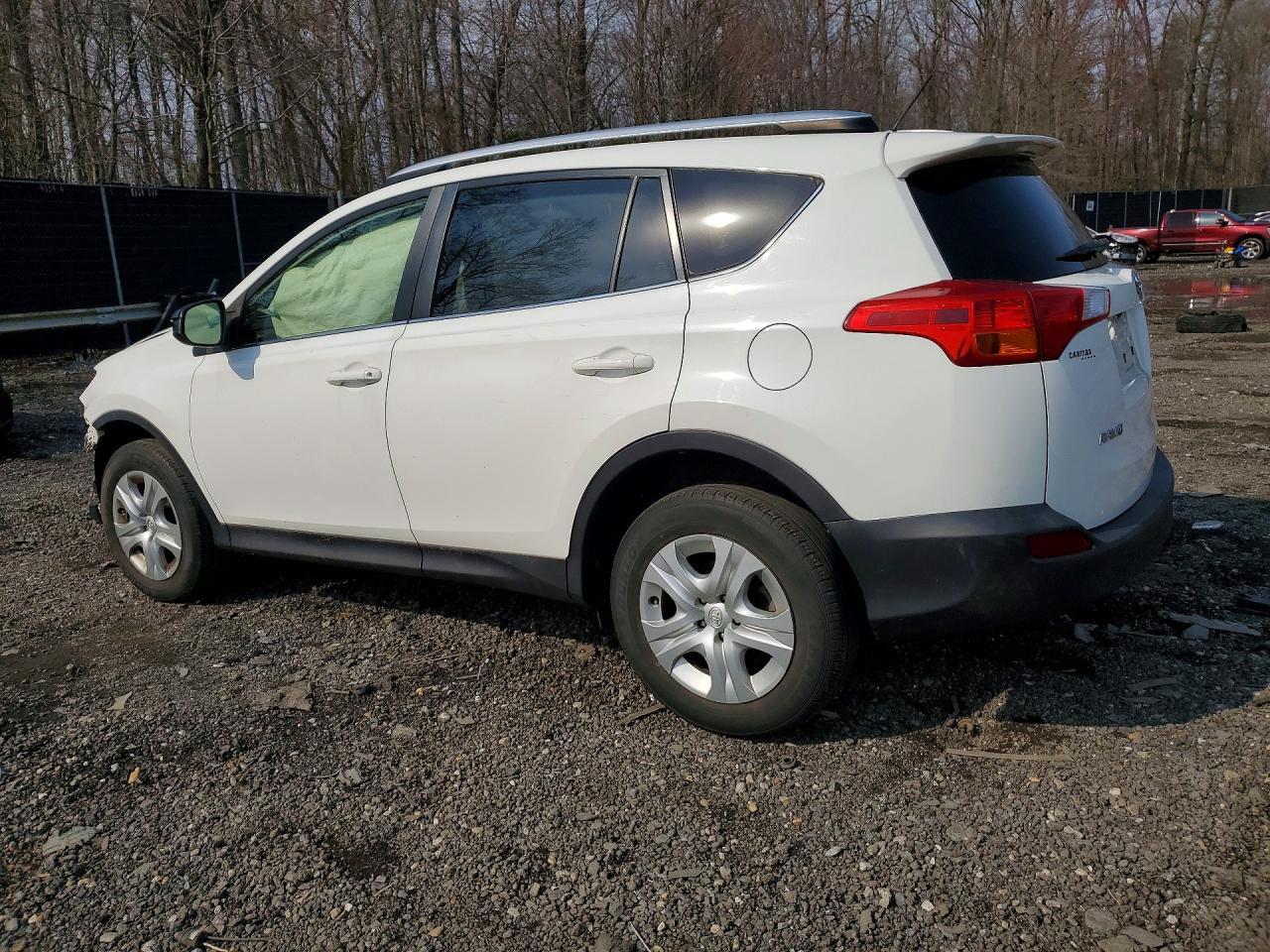 2015 Toyota Rav4 Le - zdjęcie 2