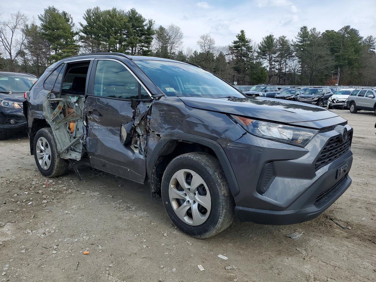 2021 Toyota Rav4 Le - zdjęcie 4
