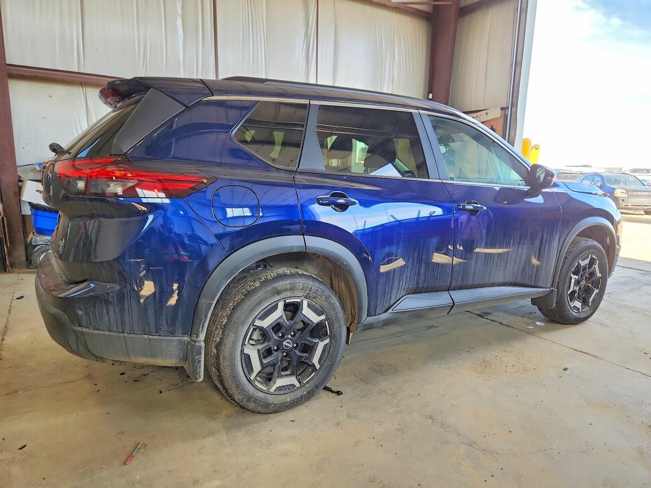 2025 Nissan Rogue Sv 4Dr Awd - zdjęcie 3