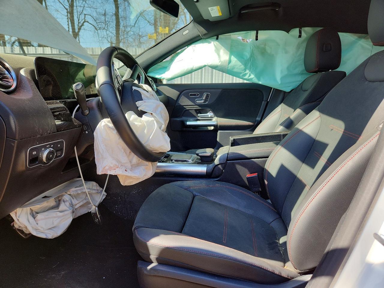 2023 Mercedes-Benz Gla 250 4Matic - zdjęcie 7