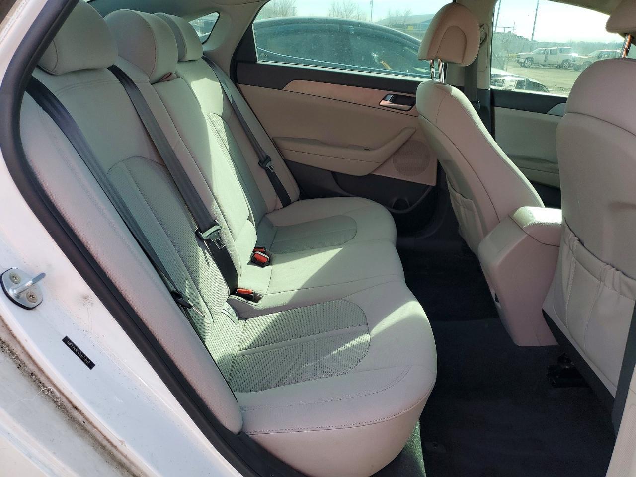 2016 Hyundai Sonata Base - zdjęcie 10