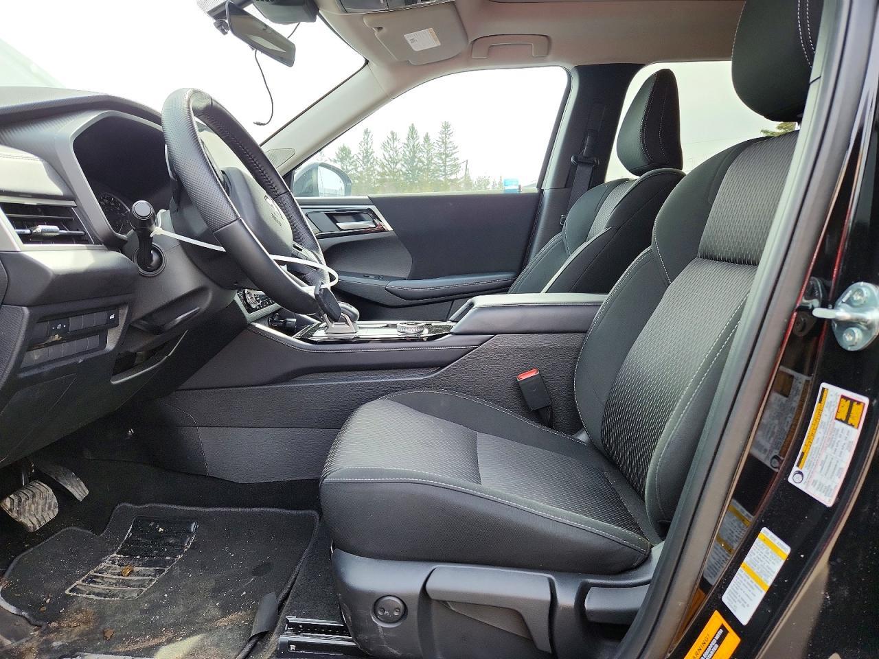 2025 Mitsubishi Outlander Se - zdjęcie 7