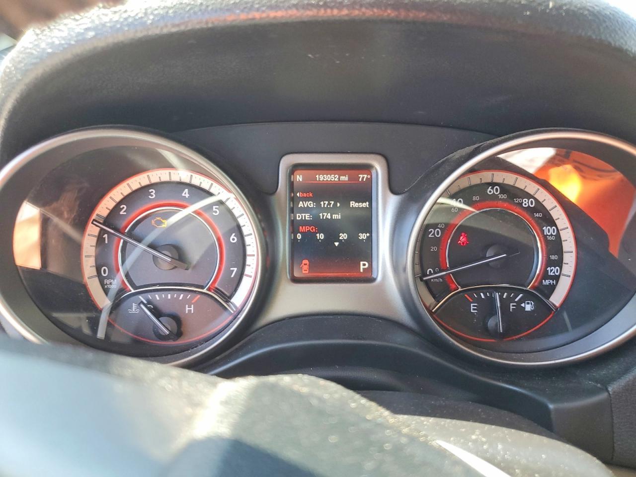 2015 Dodge Journey Crossroad - zdjęcie 9