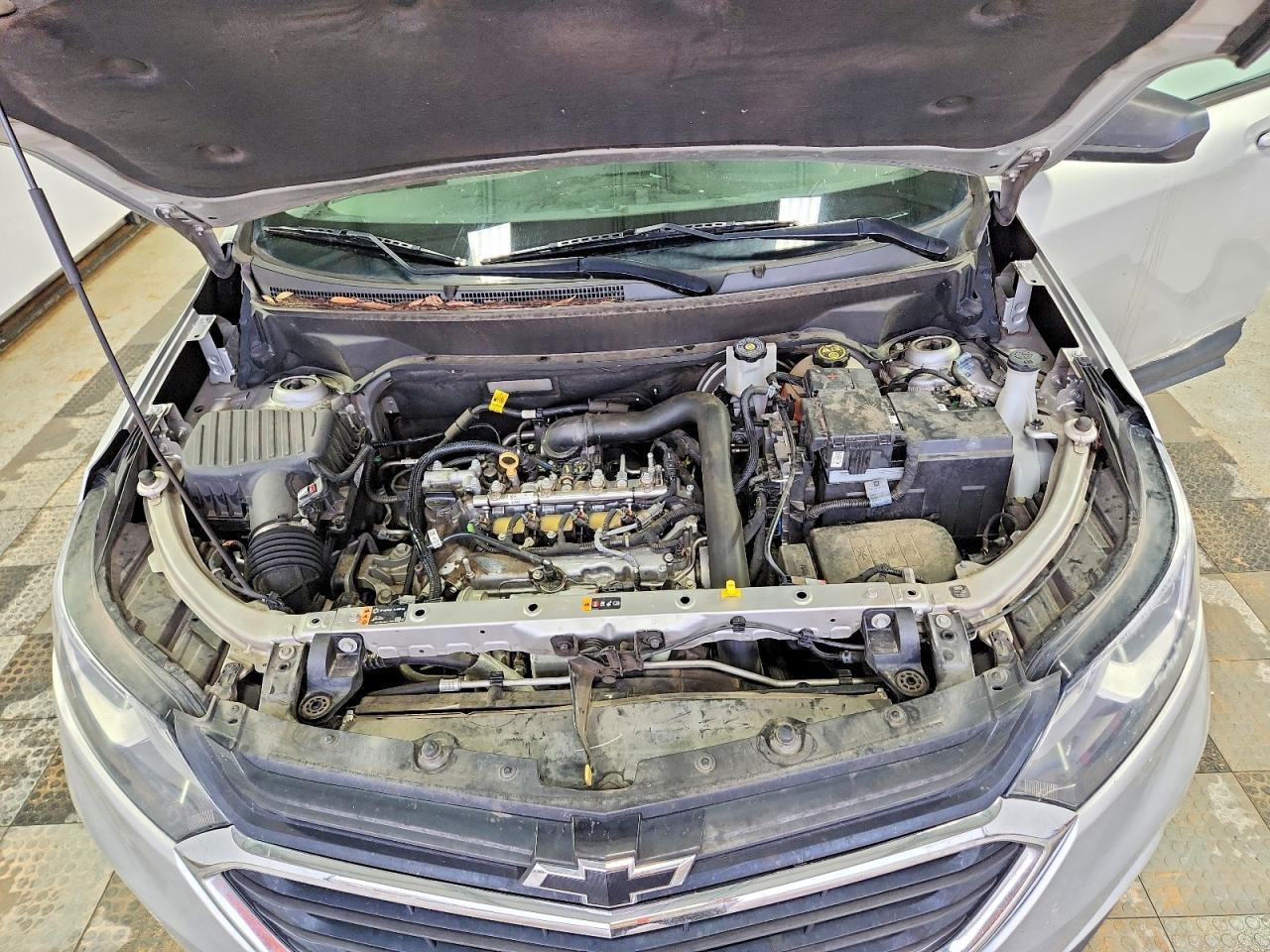 2020 Chevrolet Equinox Ls - zdjęcie 12