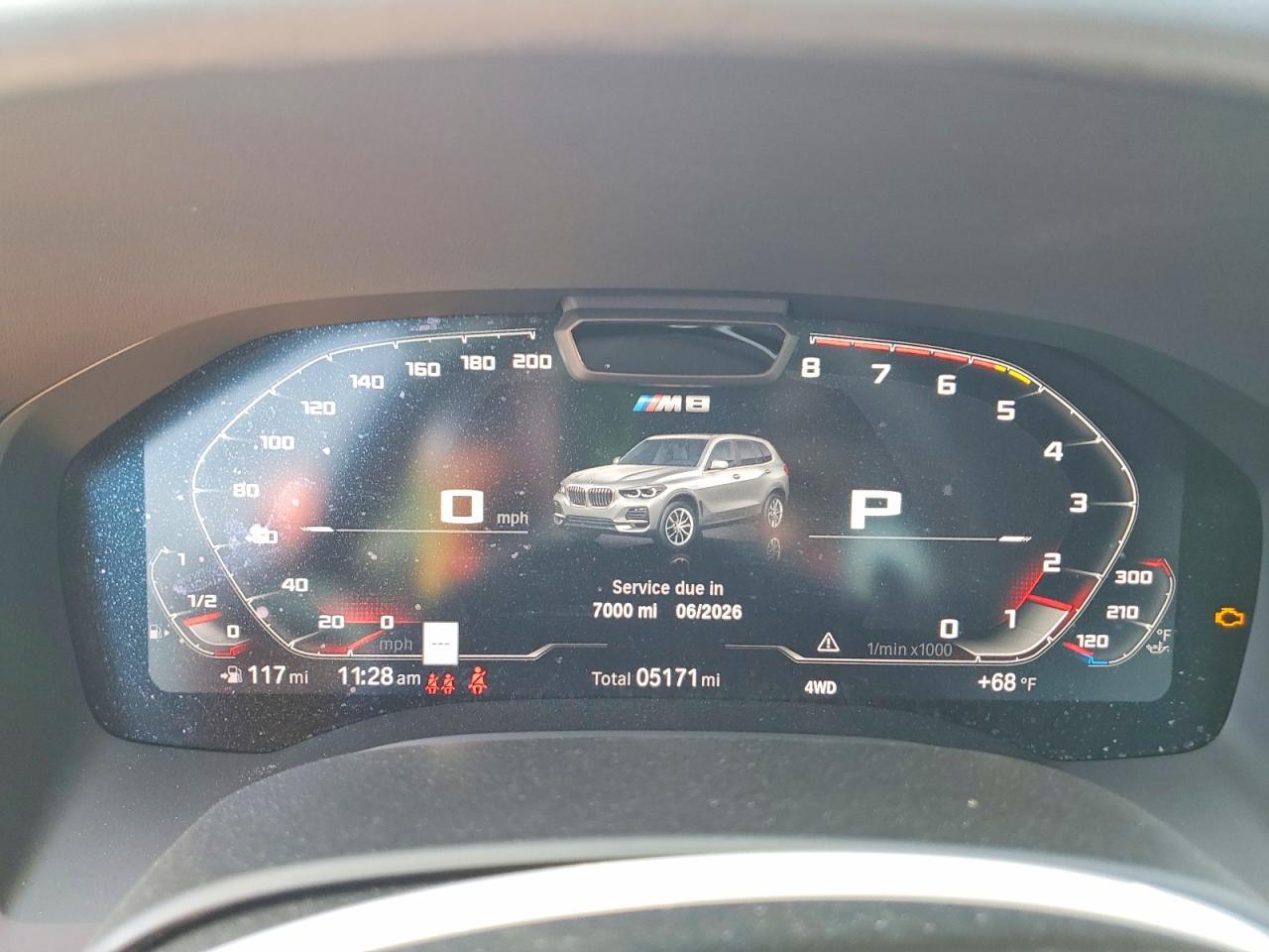 2024 BMW M8 - zdjęcie 9