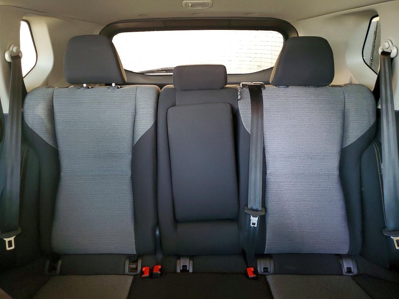 2023 Nissan Rogue Sv - zdjęcie 10