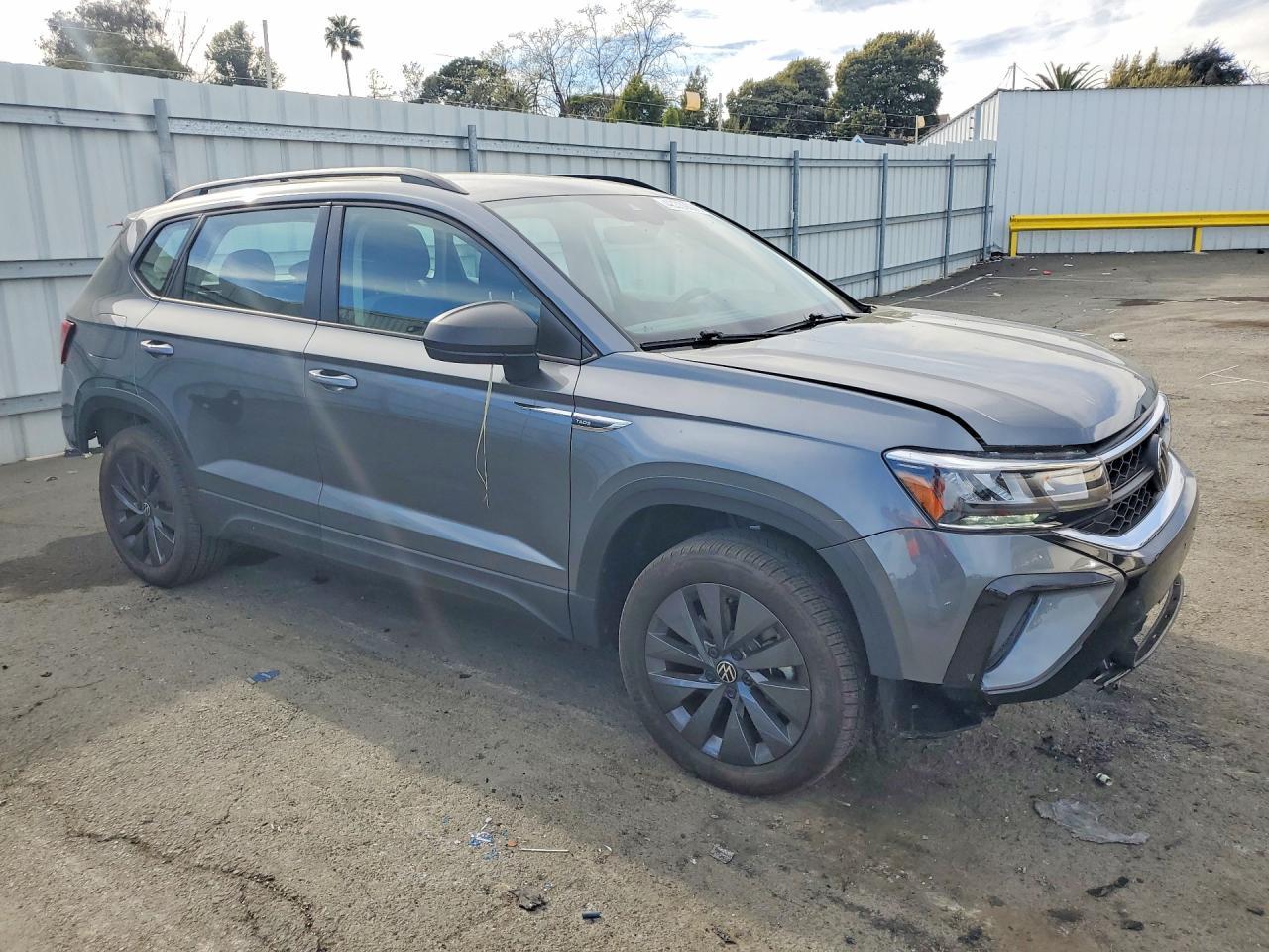 2024 Volkswagen Taos S - zdjęcie 4