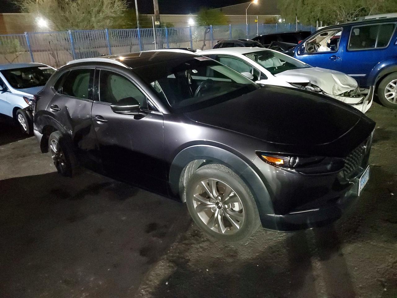 2021 Mazda Cx-30 Premium - zdjęcie 4