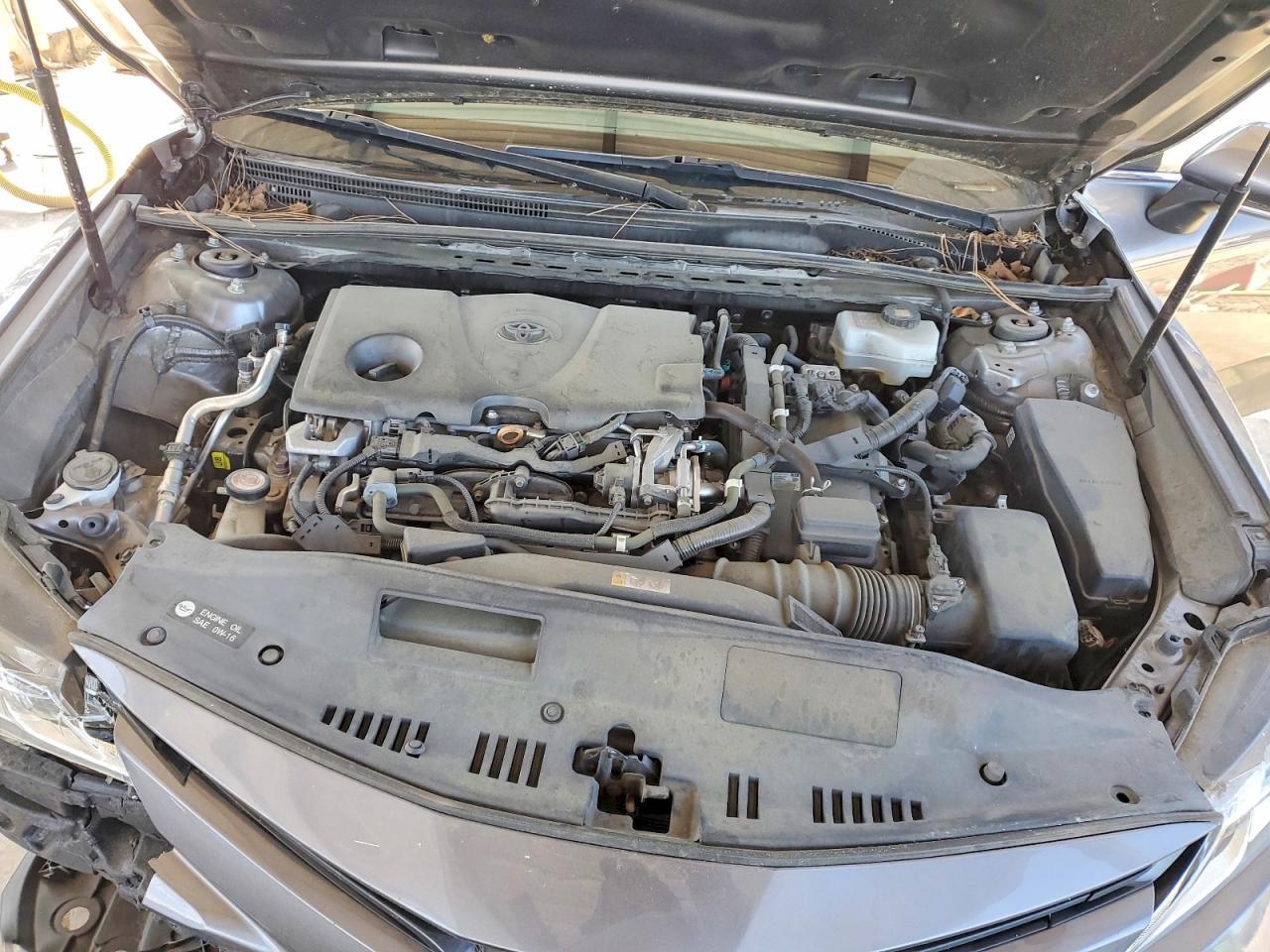 2019 Toyota Camry Hybrid Le - zdjęcie 11