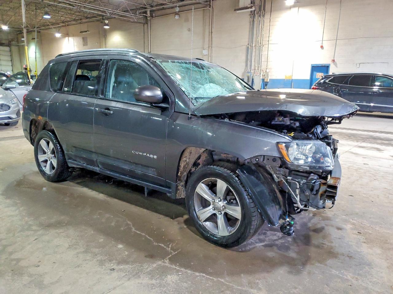 2017 Jeep Compass Latitude - zdjęcie 4