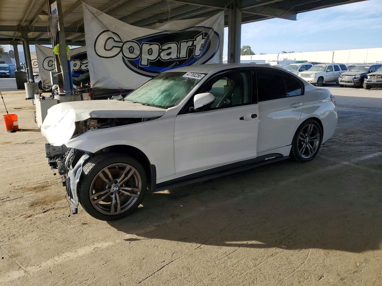2013 BMW 328I - zdjęcie główne