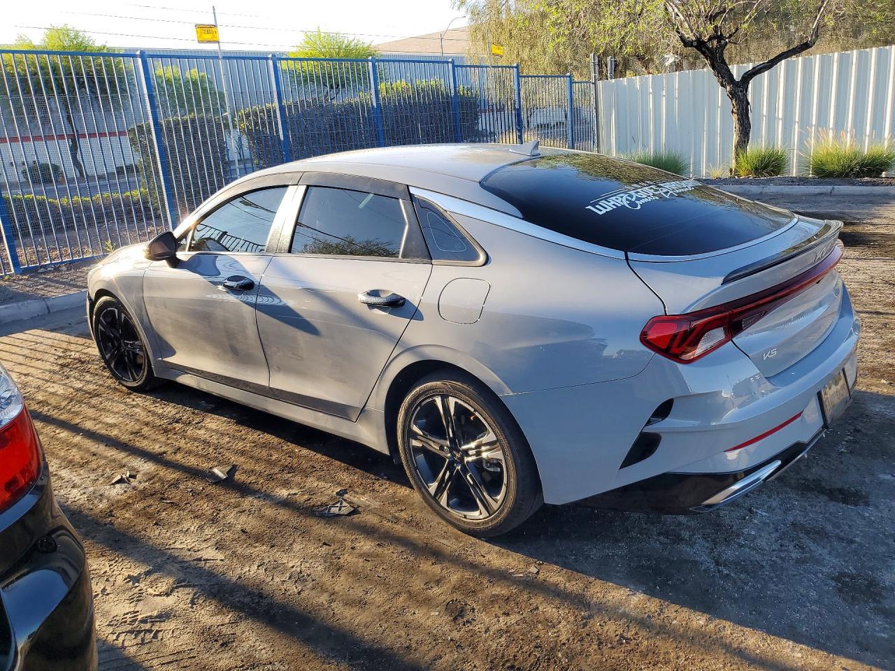 2023 Kia K5 Gt-Line - zdjęcie 2