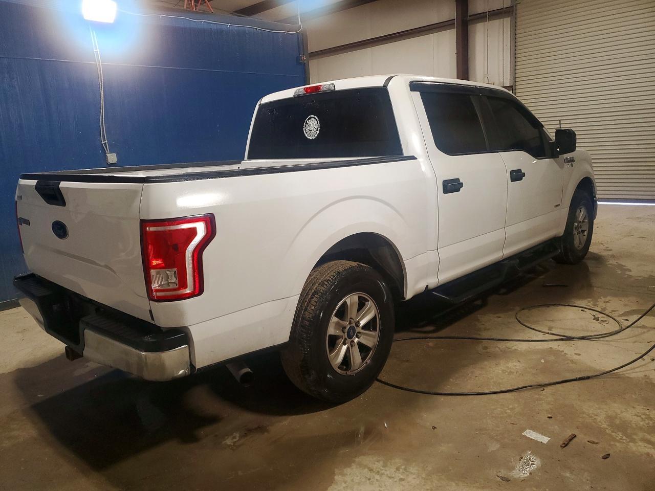 2015 Ford F150 Supercrew - zdjęcie 3