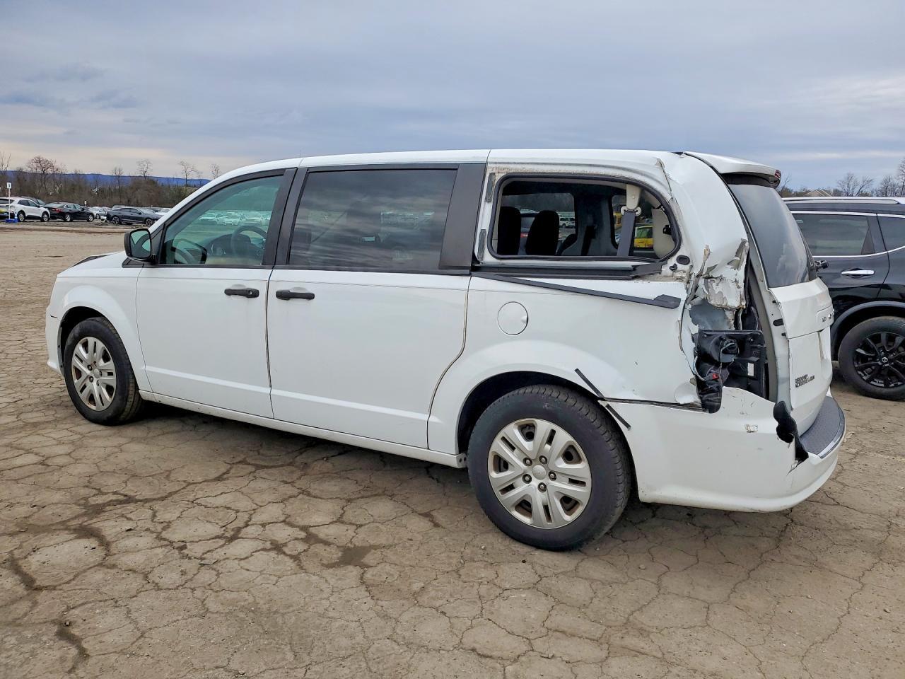 2019 Dodge Grand Caravan Se - zdjęcie 2