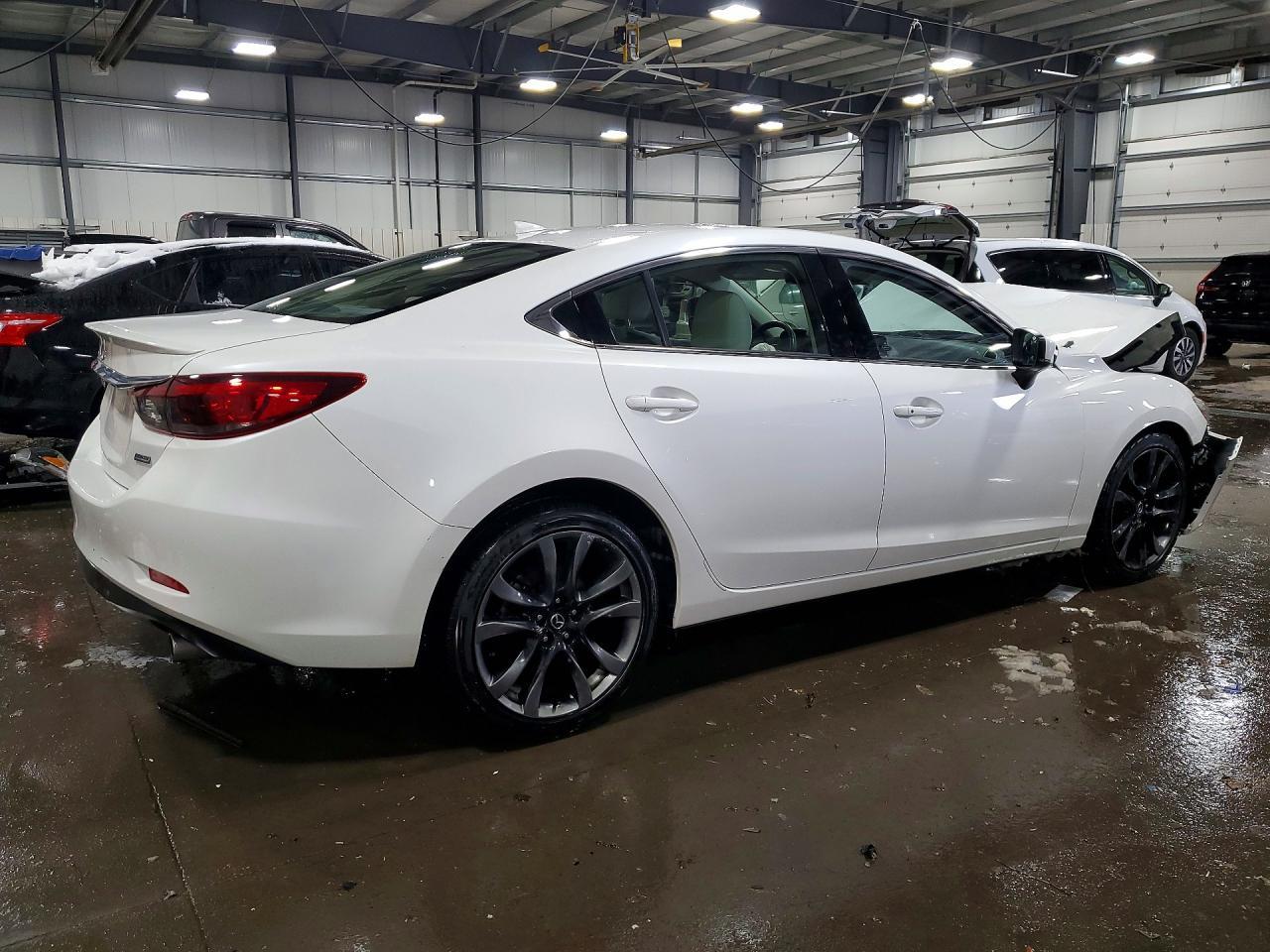 2017 Mazda 6 Grand Touring - zdjęcie 3