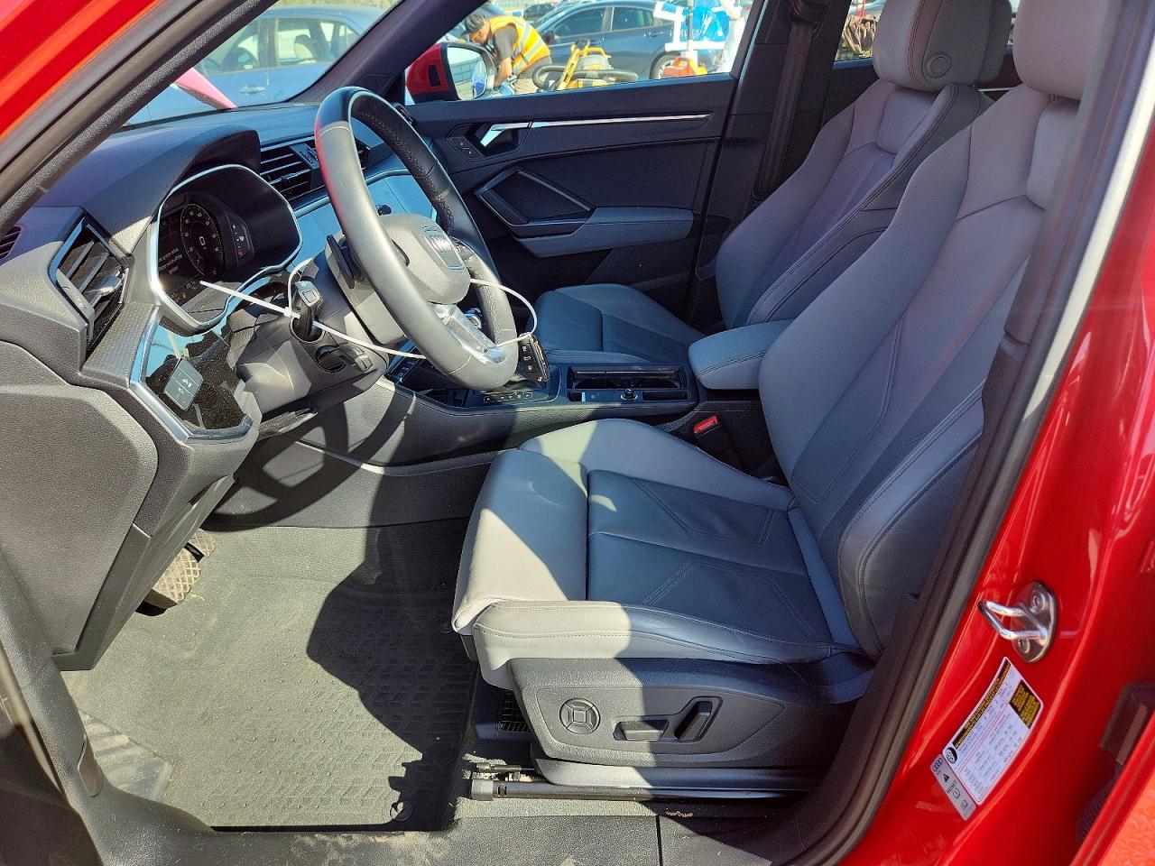 2024 Audi Q3 Premium Plus S Line 45 - zdjęcie 7