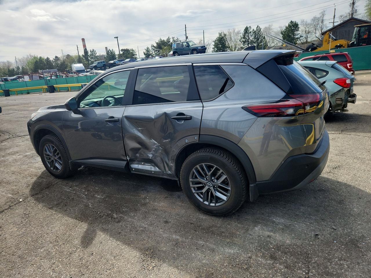 2023 Nissan Rogue S - zdjęcie 2