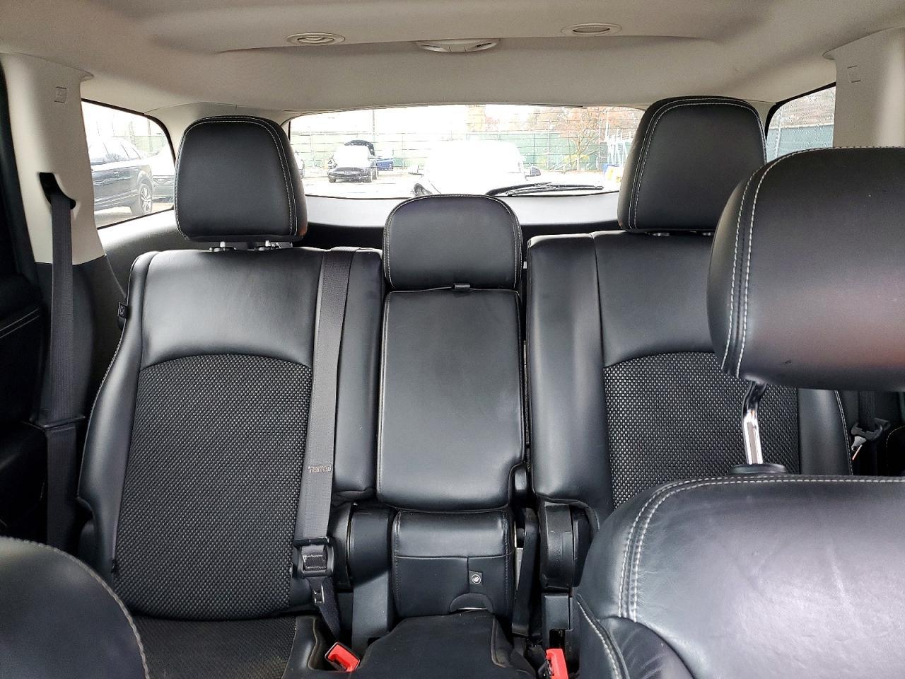 2015 Dodge Journey Crossroad - zdjęcie 10