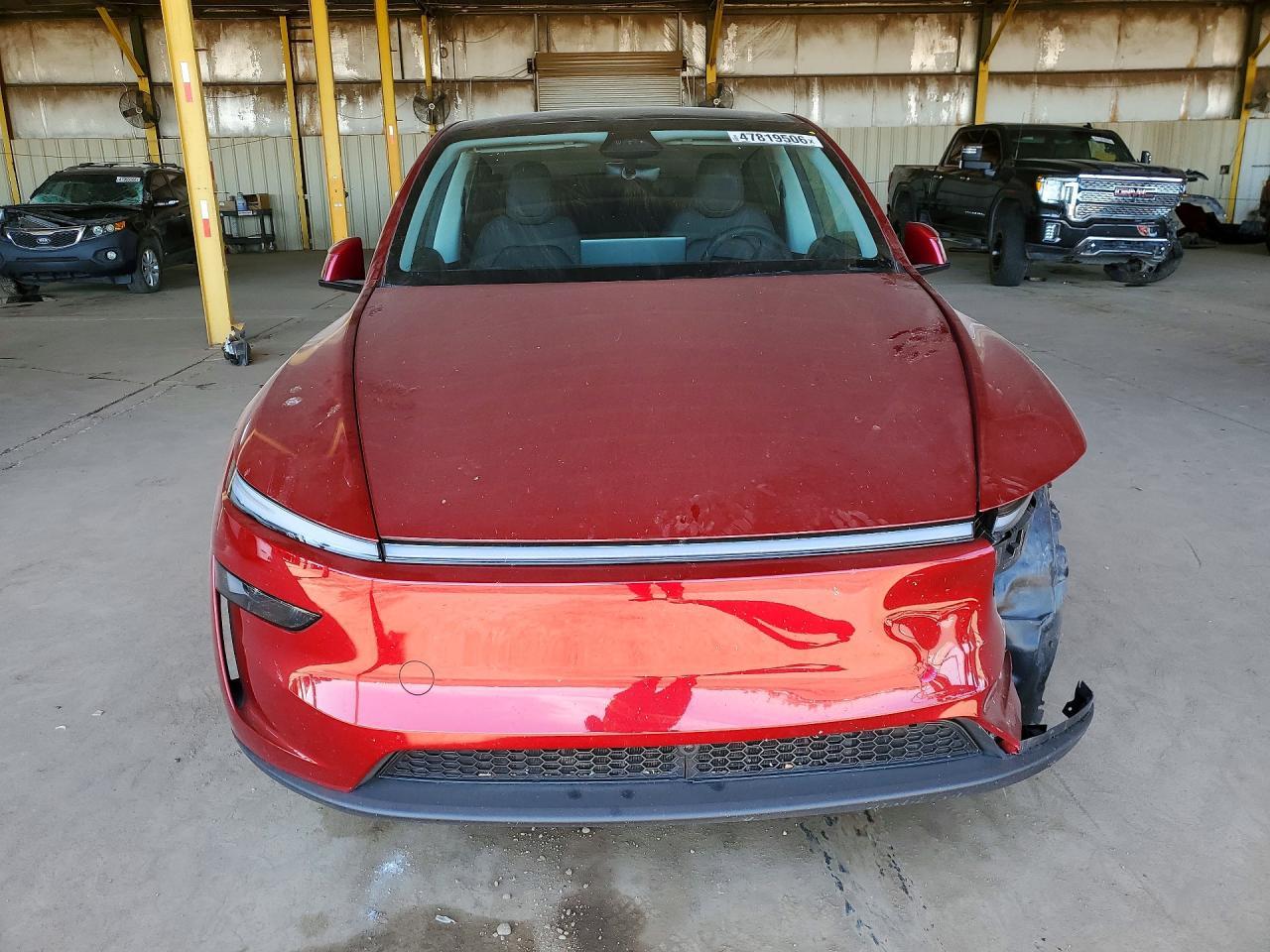 2026 Tesla Model Y - zdjęcie 5