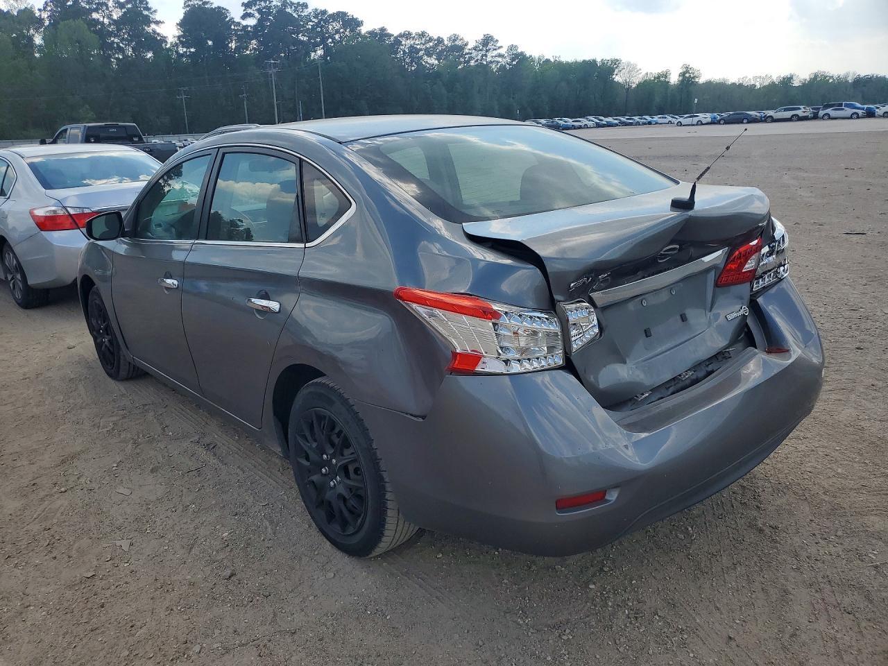 2015 Nissan Sentra S - zdjęcie 2