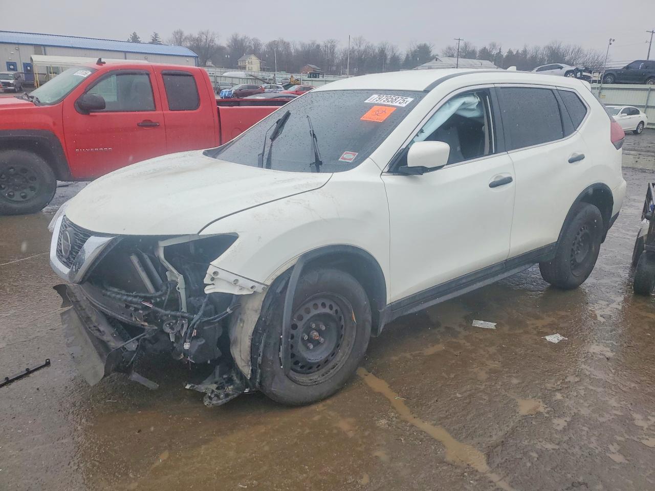 2018 Nissan Rogue S - zdjęcie główne