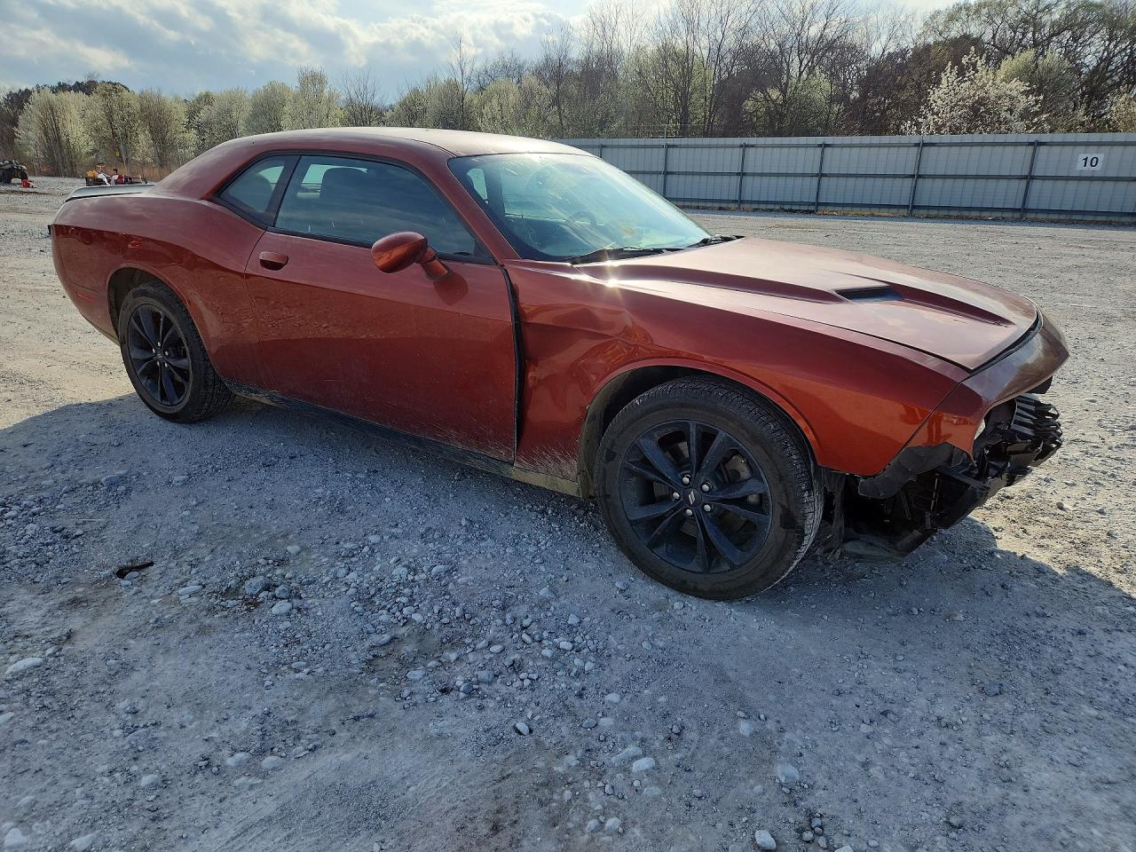 2021 Dodge Challenger Sxt - zdjęcie 4