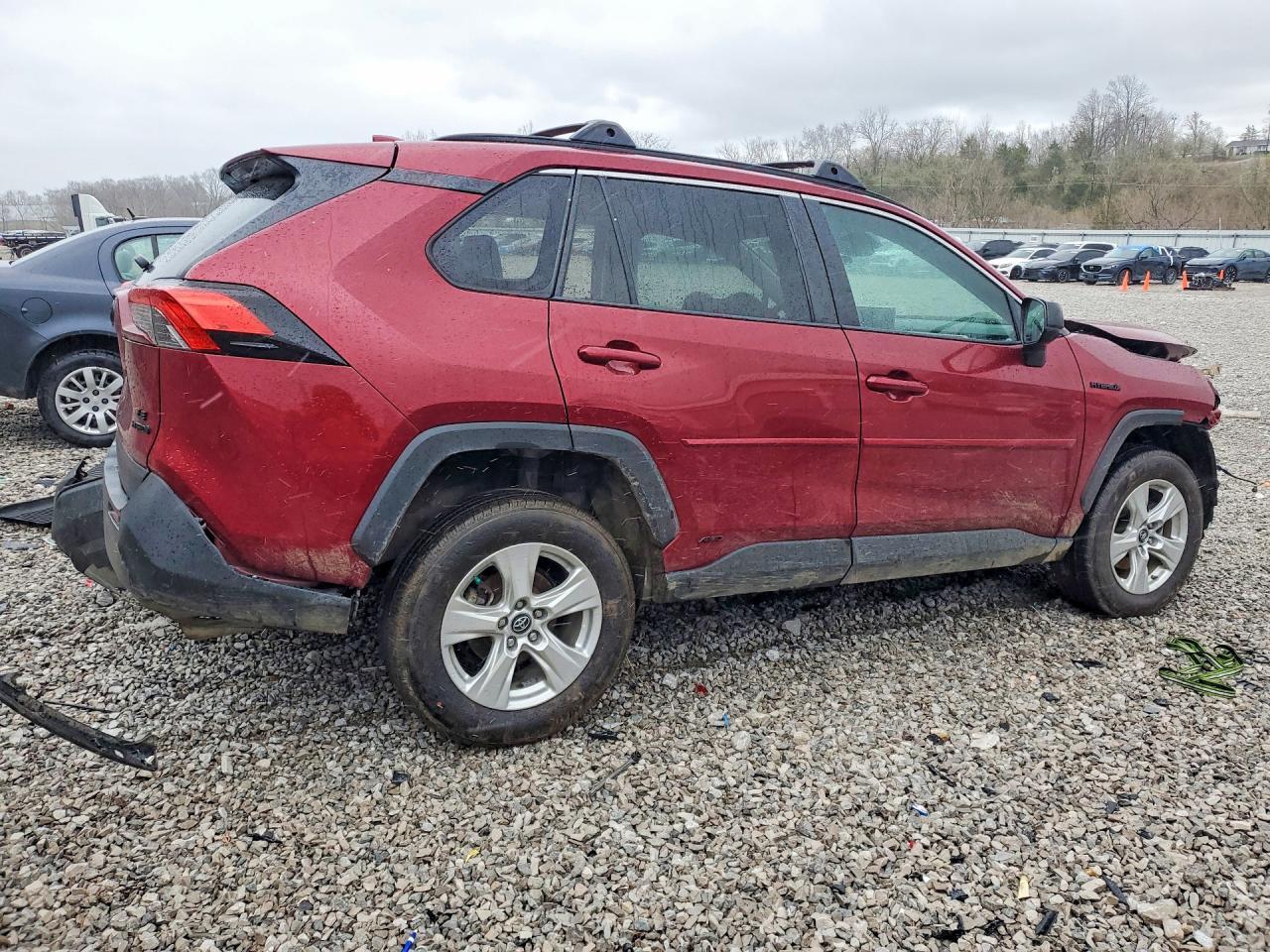 2020 Toyota Rav4 Hybrid Le - zdjęcie 3