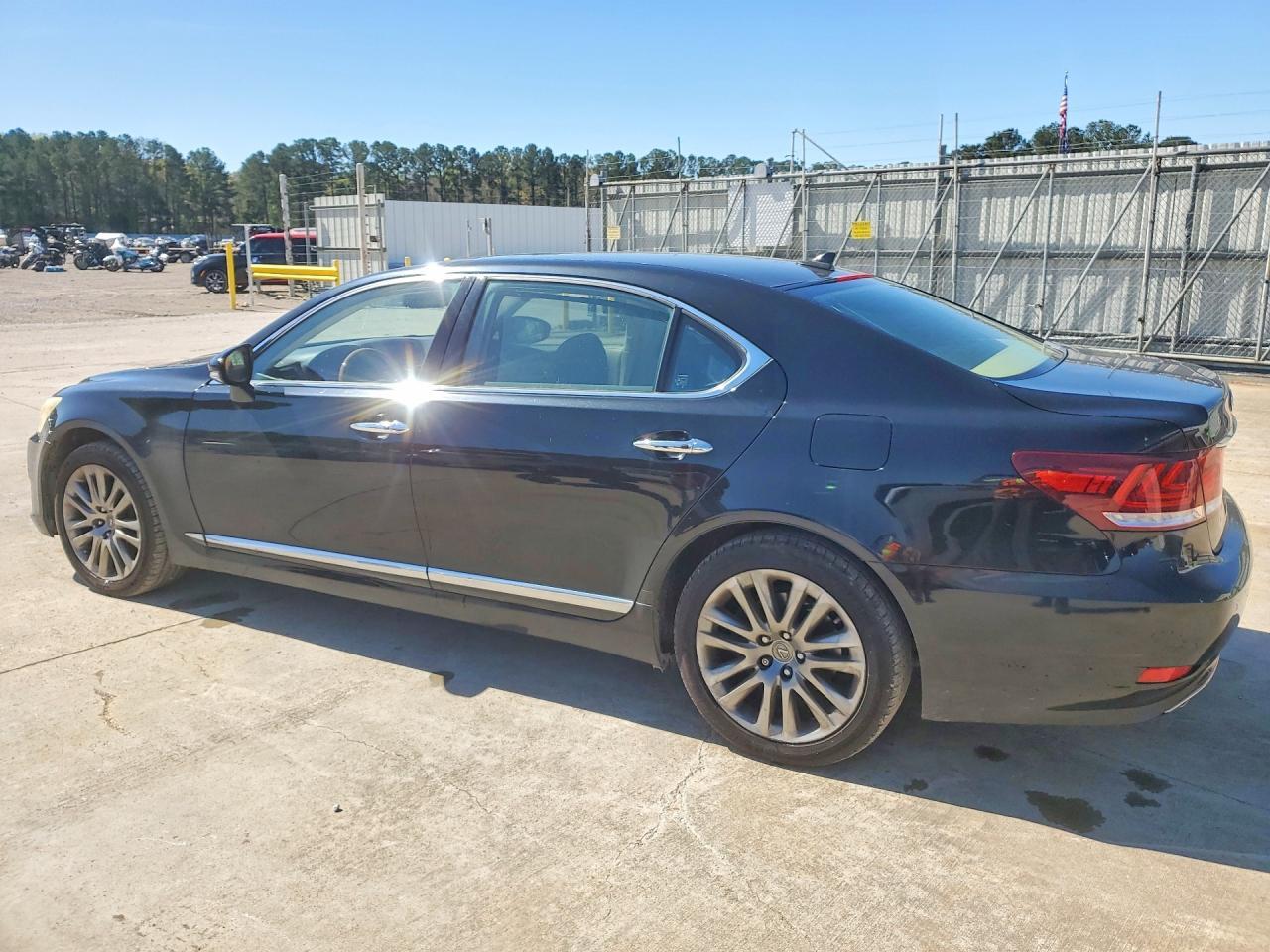 2013 Lexus Ls 460 L - zdjęcie 2