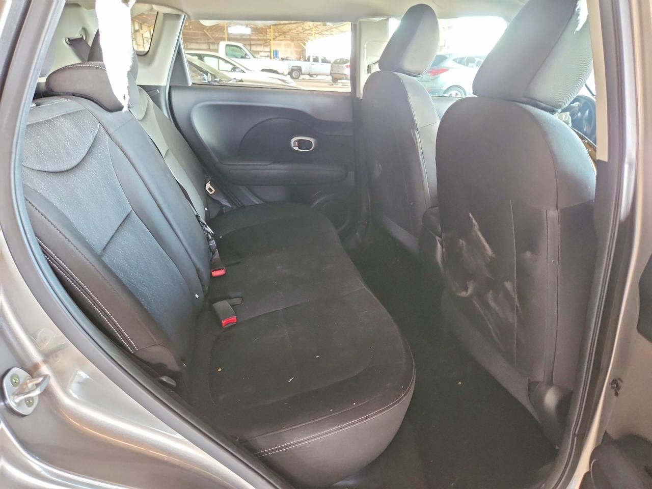 2016 Kia Soul Base - zdjęcie 10