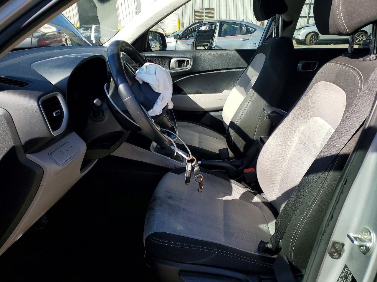 2021 Hyundai Venue Sel - zdjęcie 7