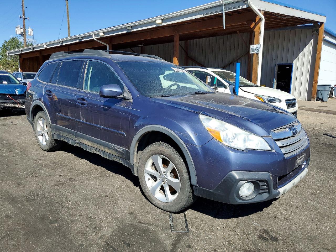 2014 Subaru Outback 3.6R Limited - zdjęcie 4