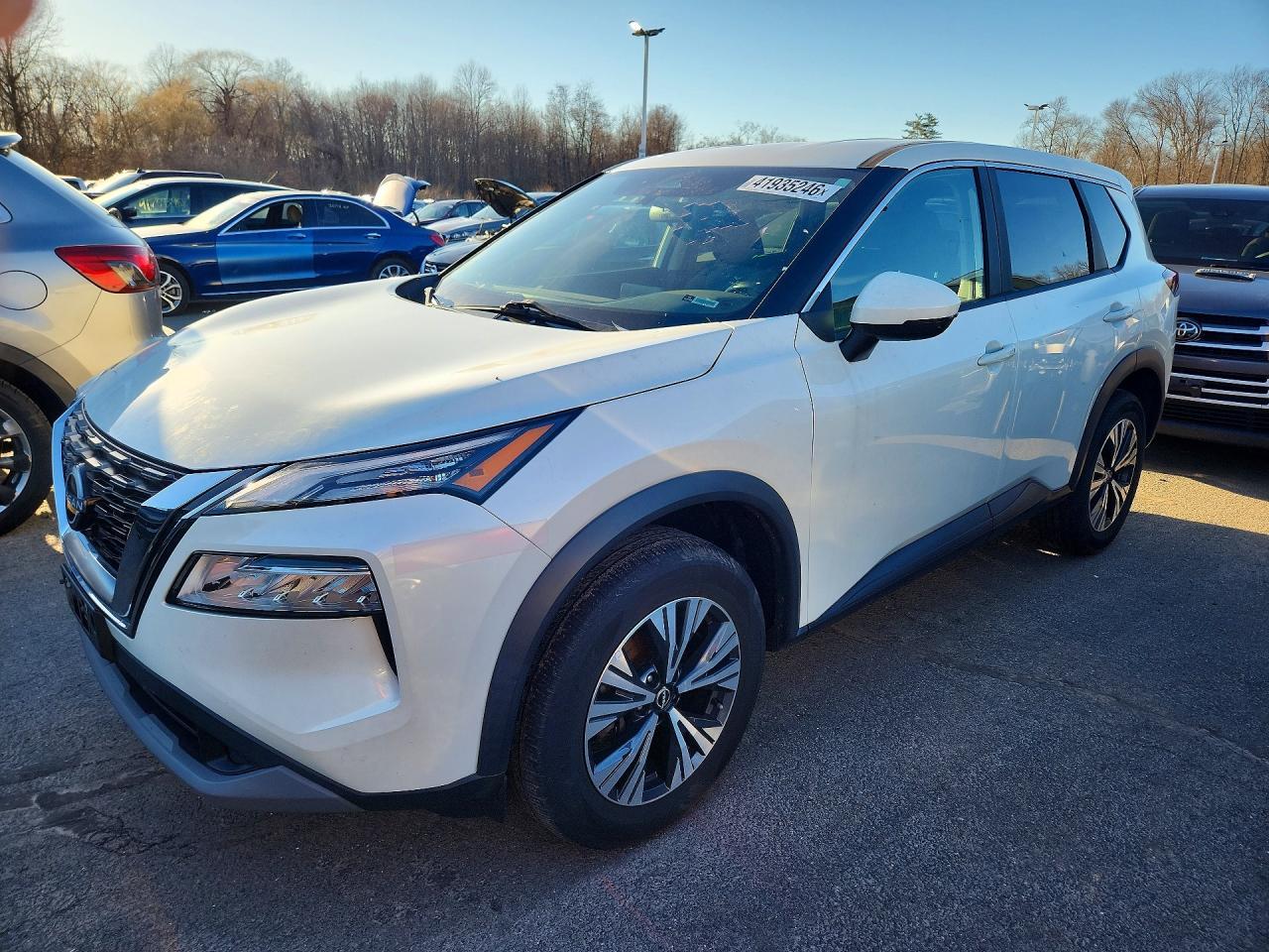 2023 Nissan Rogue Sv - zdjęcie główne