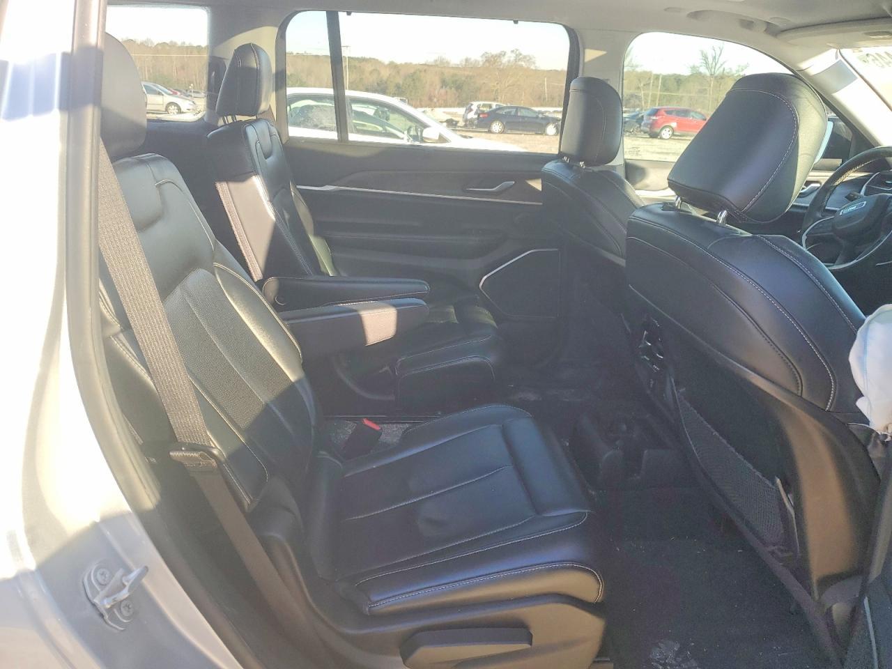 2021 Jeep Grand Cherokee L Limited - zdjęcie 11